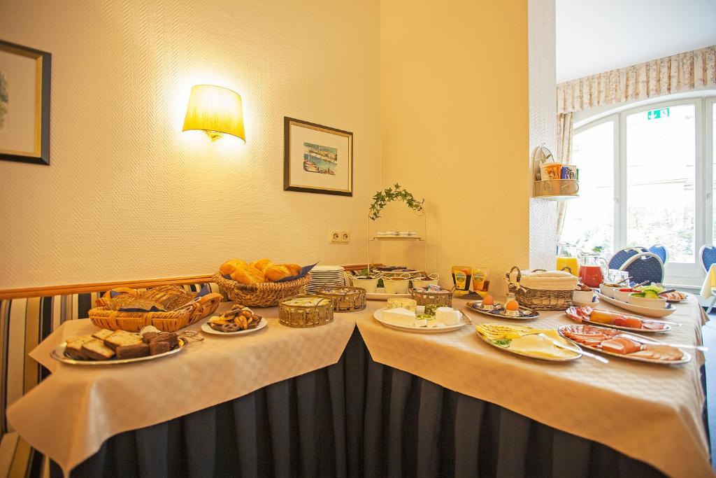 Hotel Mozart Бонн Экстерьер фото