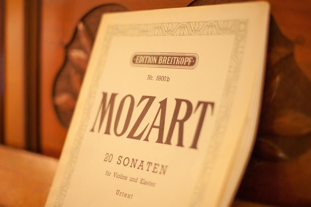 Hotel Mozart Бонн Экстерьер фото