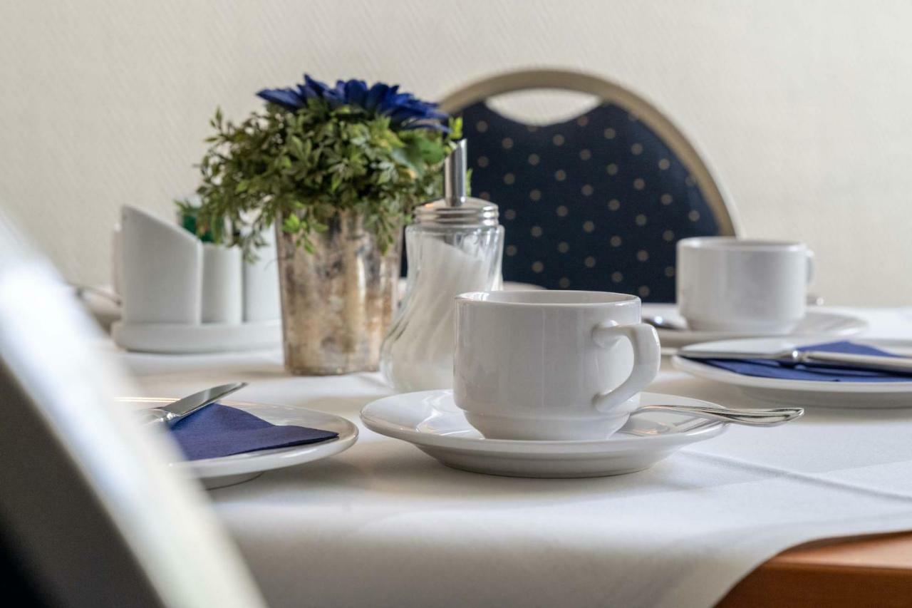 Hotel Mozart Бонн Экстерьер фото