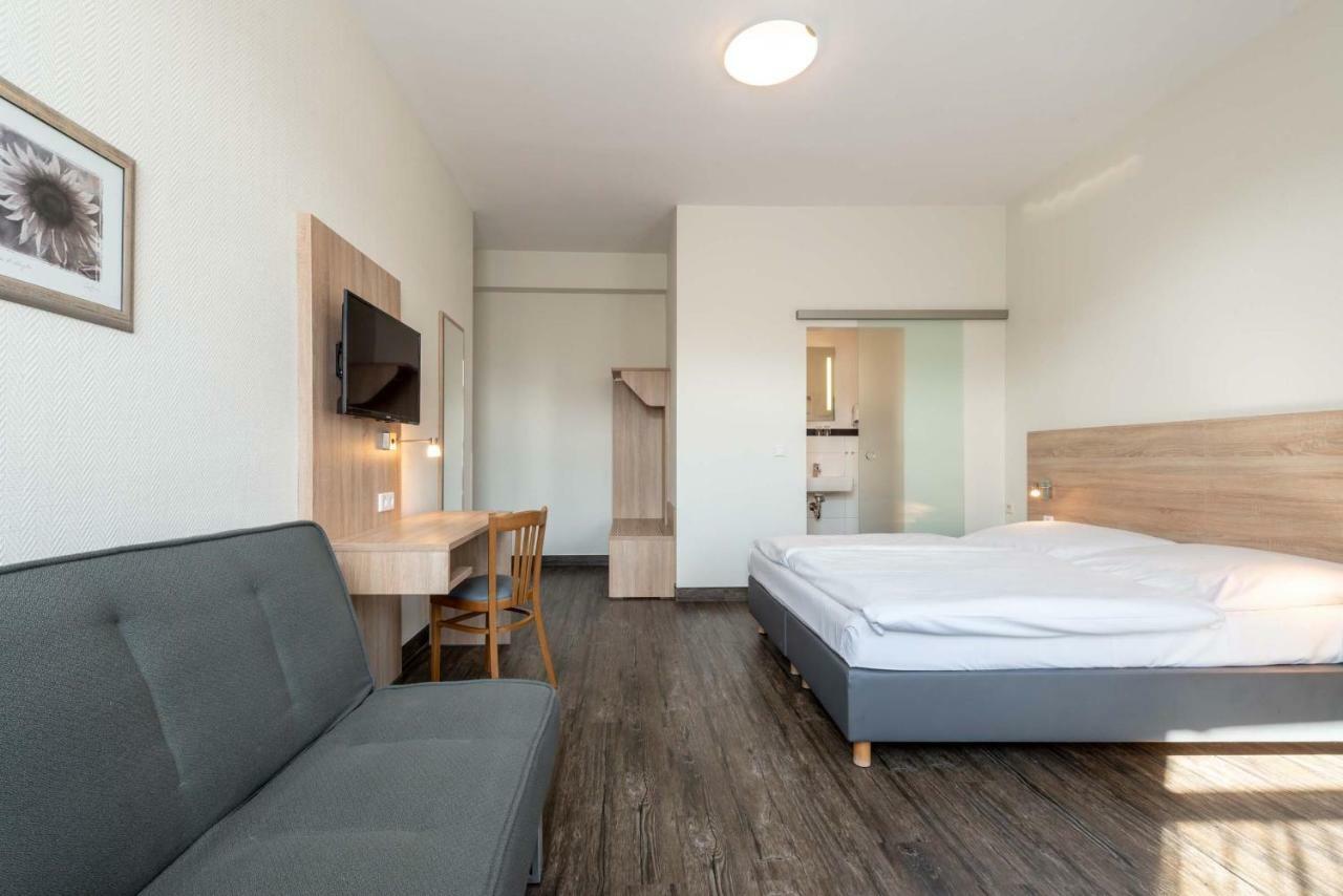 Hotel Mozart Бонн Экстерьер фото
